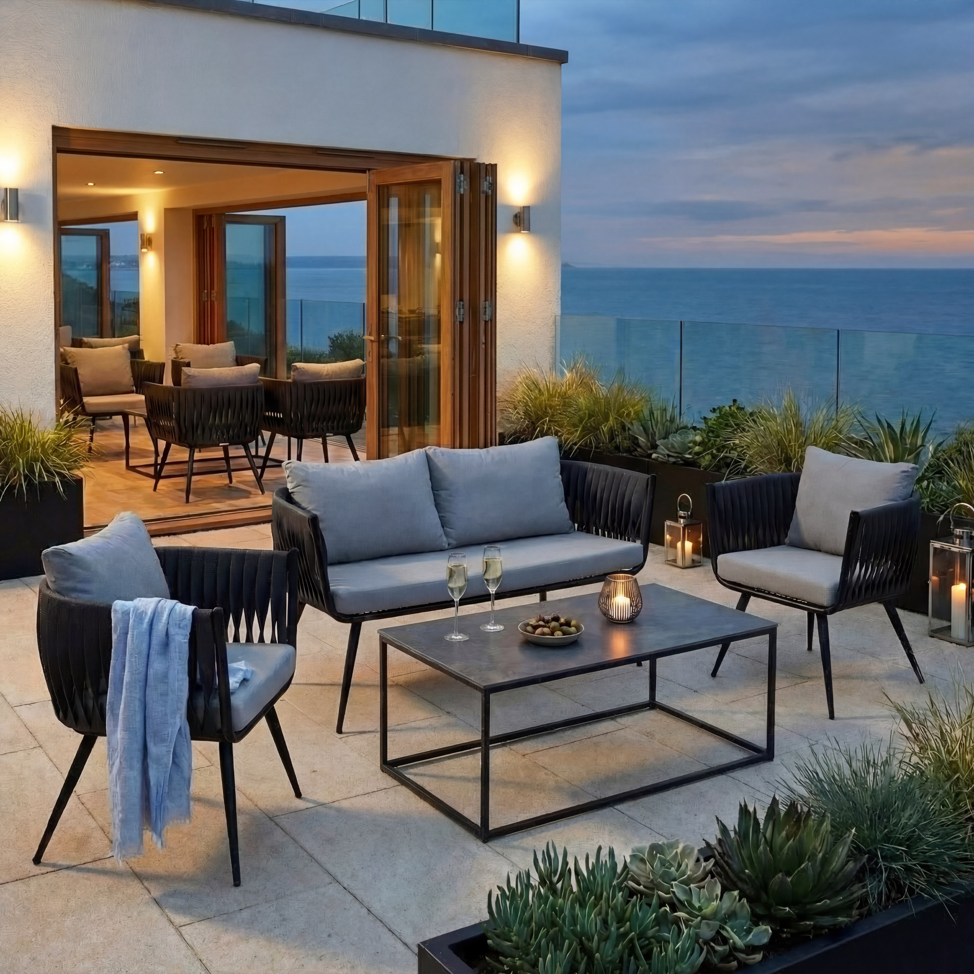 Mozzini Sofa AC Melrose CT SQ