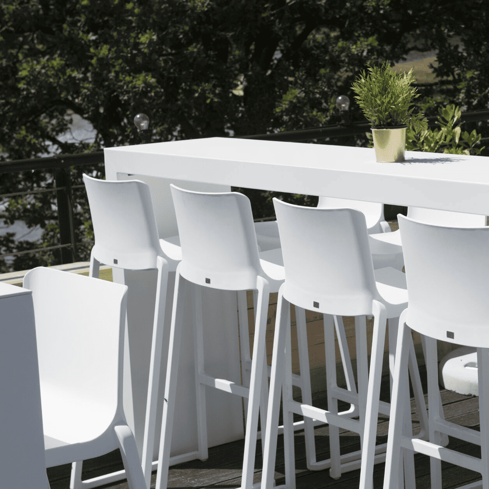 Kasar Stacking Bar Stool White Insitu 2